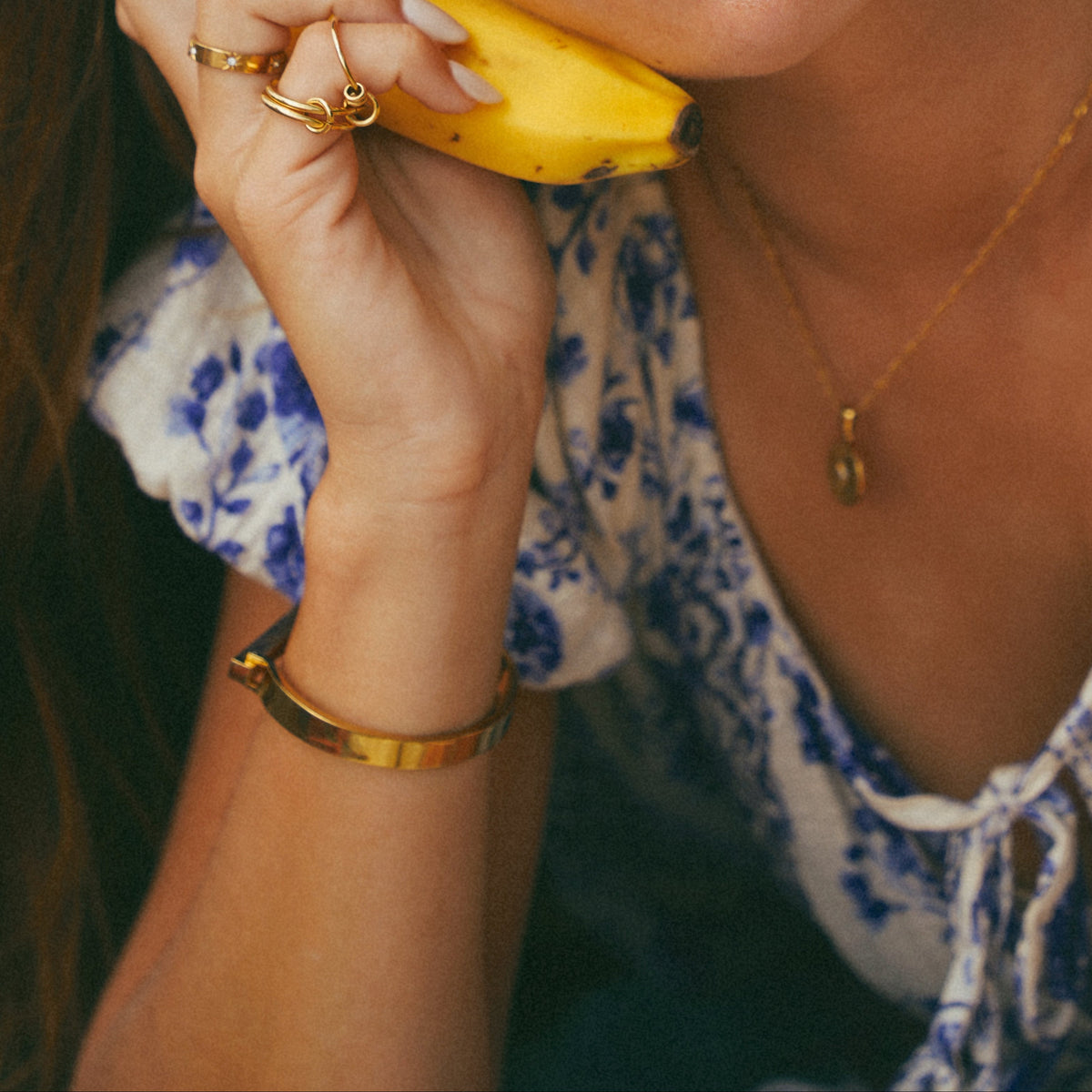 Bar Detail Bangle - Bracelets - Yiyae - foto 4
