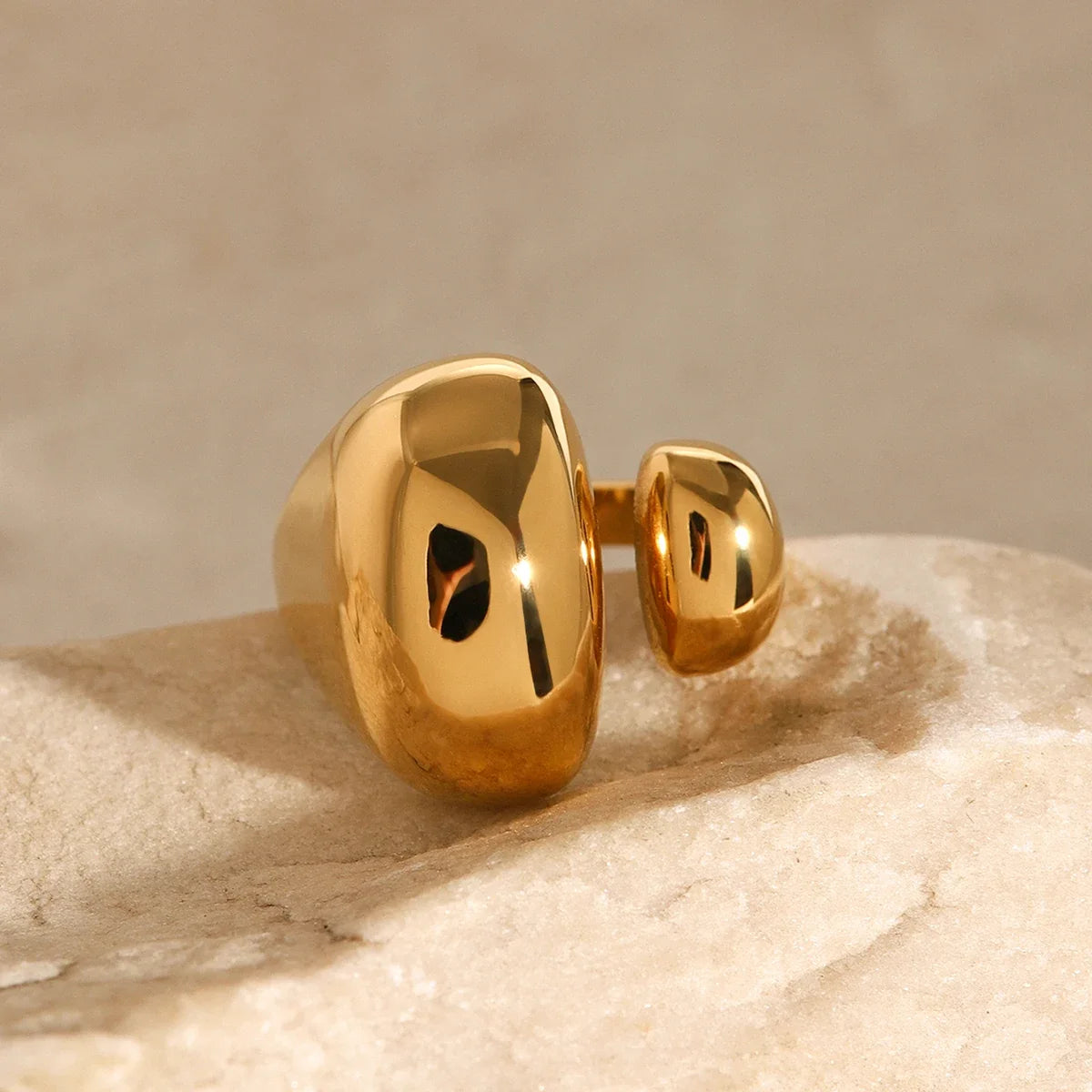 Chunky Open Square Ring-Rings-Yiyae-Yiyae