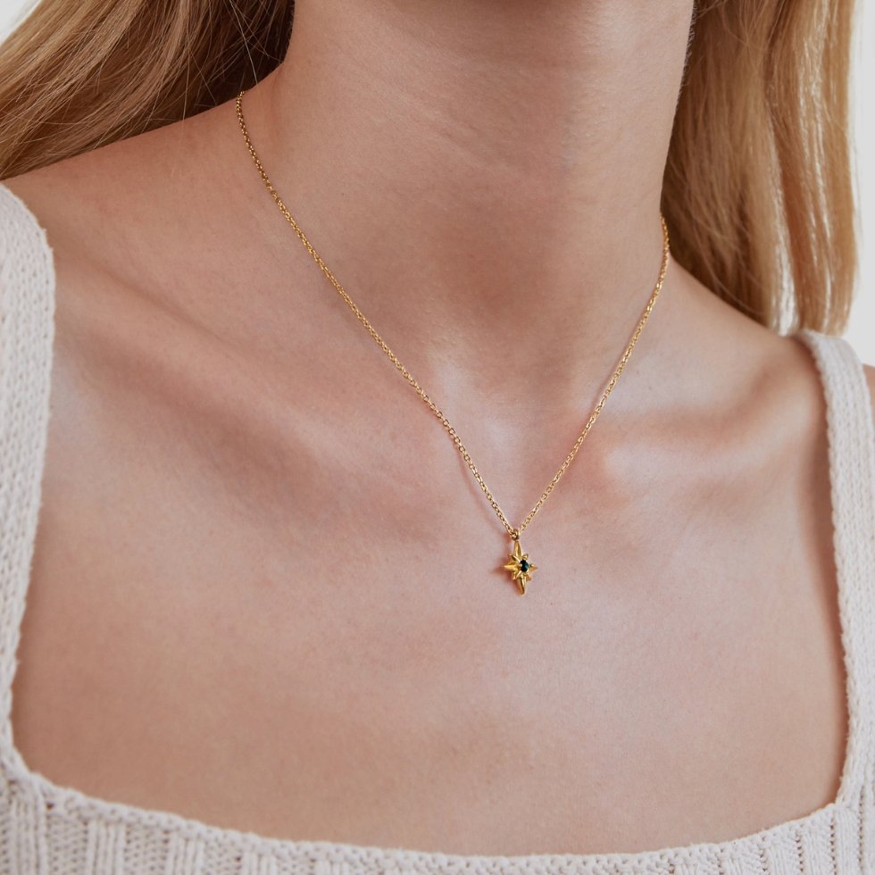 Green Star Pendant Necklace-Necklaces-Yiyae-Yiyae