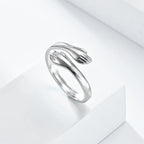 Hug Ring-Rings-Yiyae-Yiyae
