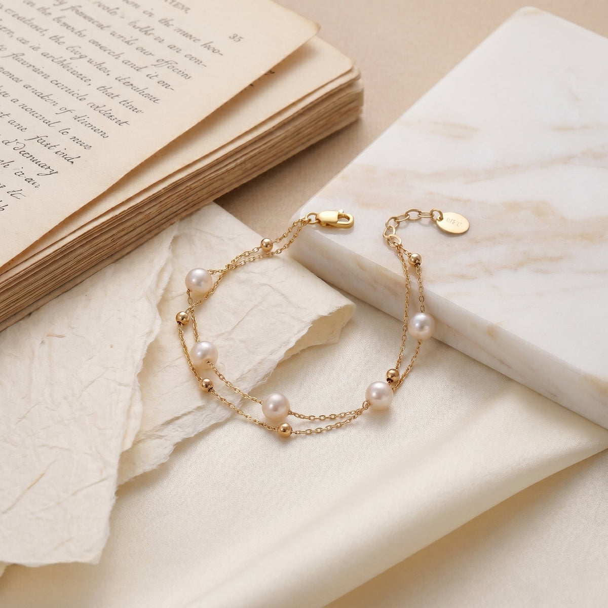 Layered Pearl Bracelet - Gold - Bracelets - Yiyae - foto 3