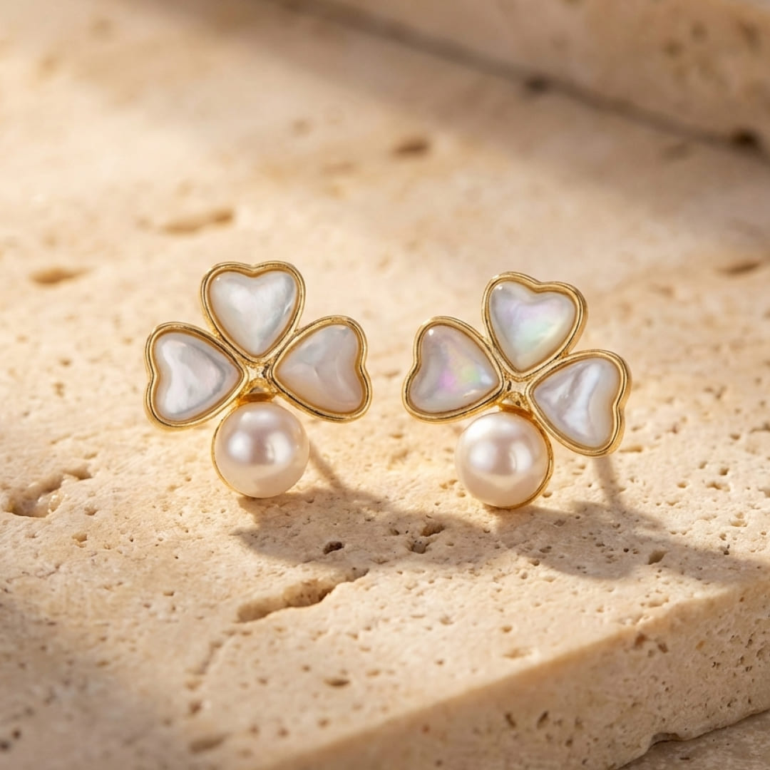 Mother-of-Pearl Clover Studs-Earrings-Yiyae-Yiyae