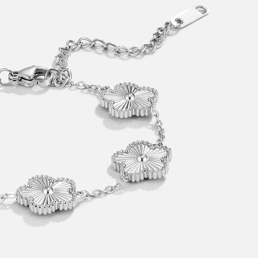 Openwork Clover Bracelet-Bracelets-Yiyae-Yiyae
