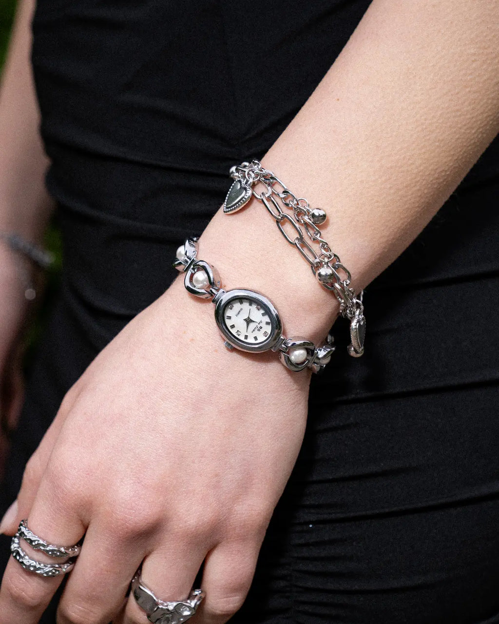 Oval Pearl-Detail Watch-Watches-Yiyae-Yiyae