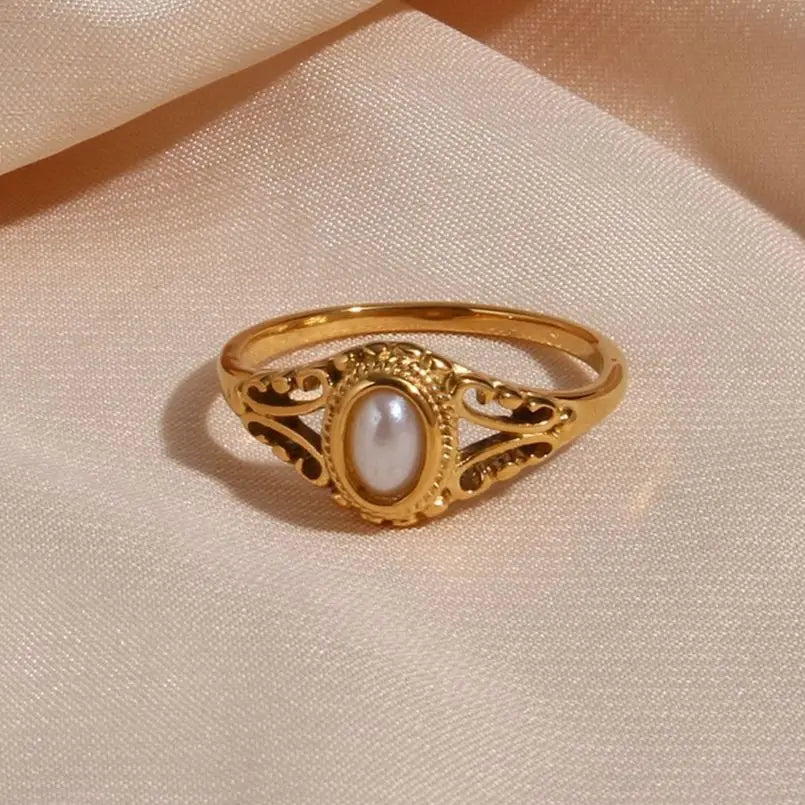Oval Pearl Ring-Rings-Yiyae-Yiyae