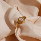 Oval Pearl Ring-Rings-Yiyae-Yiyae