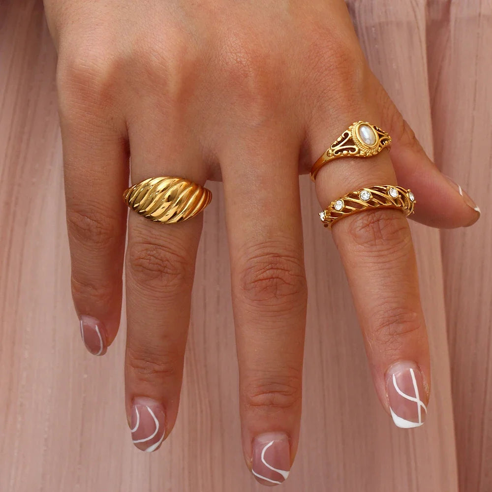 Oval Pearl Ring-Rings-Yiyae-Yiyae