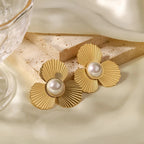 Pearl Flower Studs-Earrings-Yiyae-Yiyae