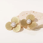 Pearl Flower Studs-Earrings-Yiyae-Yiyae