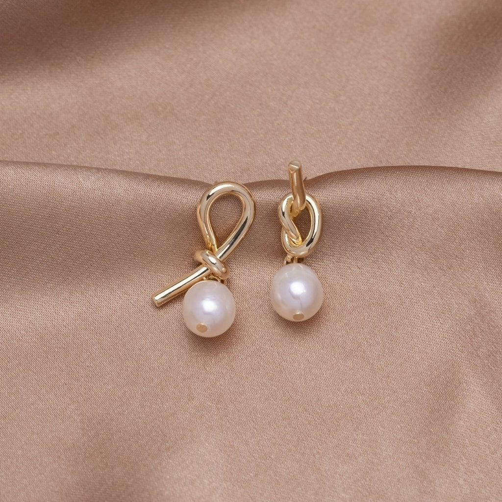 Pearl Loop Drop Earrings-Earrings-Yiyae-Yiyae