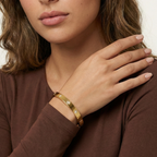 Screw Detail Bangle - Gold - Bracelets - Yiyae - foto 8
