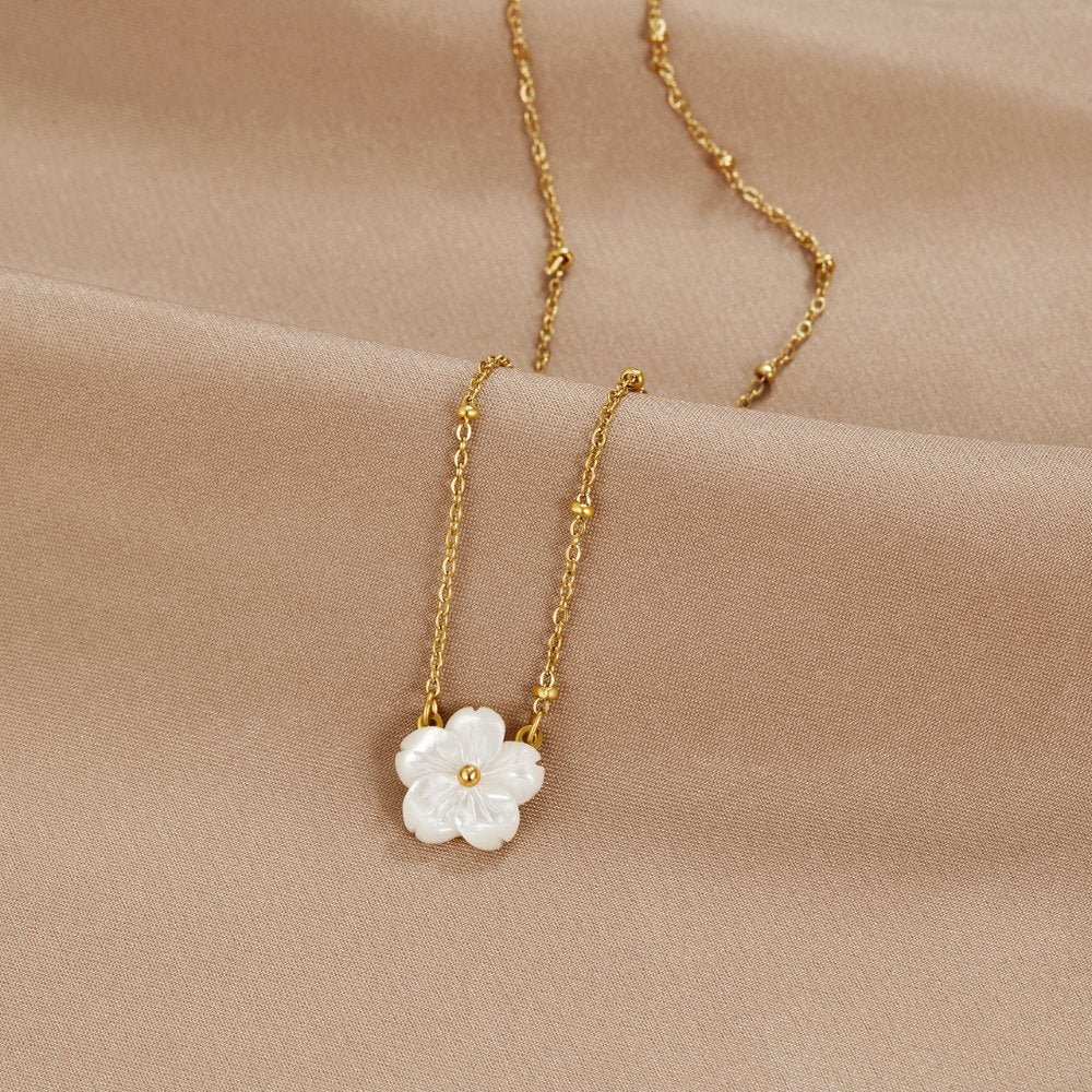 Shell Flower Necklace-Necklaces-Yiyae-Yiyae
