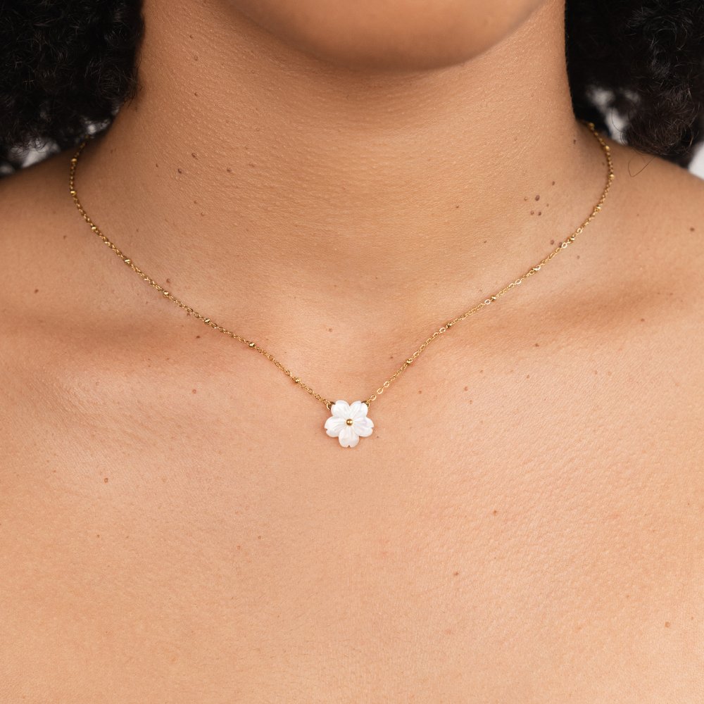 Shell Flower Necklace-Necklaces-Yiyae-Yiyae