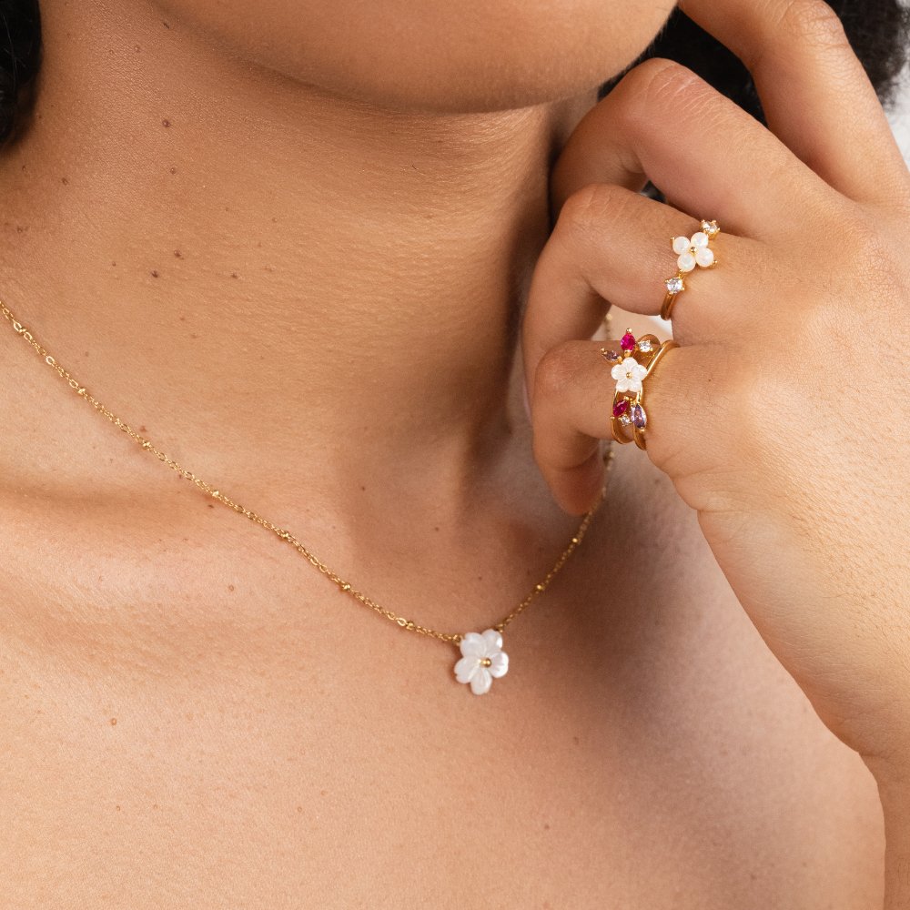 Shell Flower Necklace-Necklaces-Yiyae-Yiyae