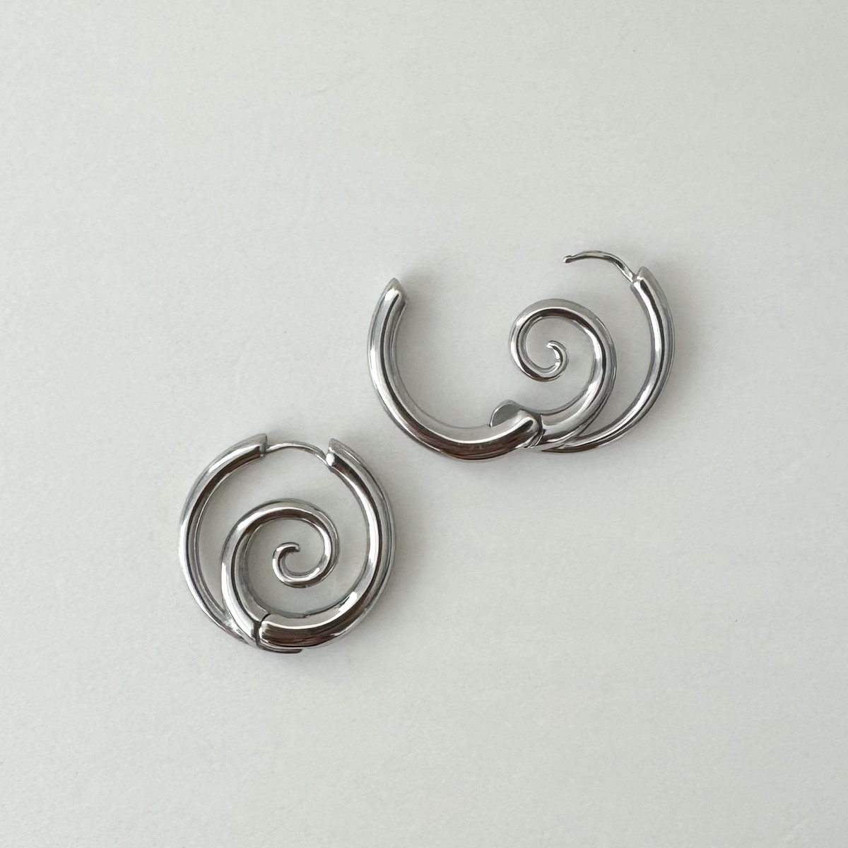 Silver-Tone Spiral Studs-Earrings-Yiyae-Yiyae