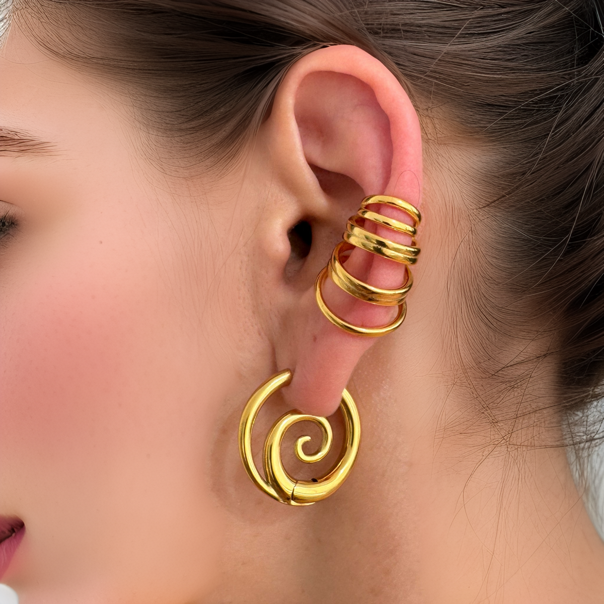 Silver-Tone Spiral Studs-Earrings-Yiyae-Yiyae