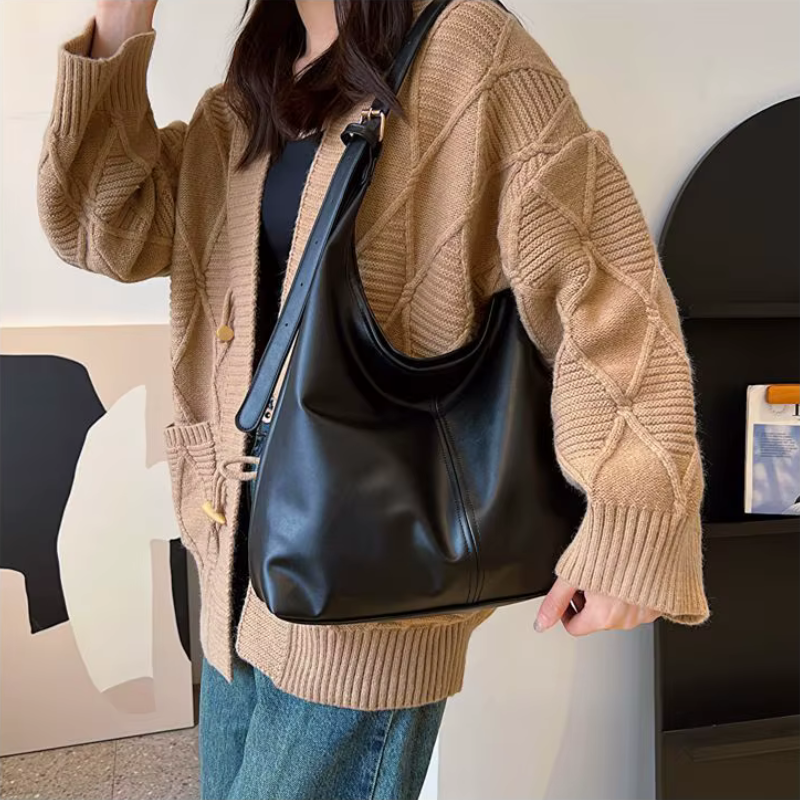 Soft Triangle Hobo Bag-Bags-Yiyae-Yiyae