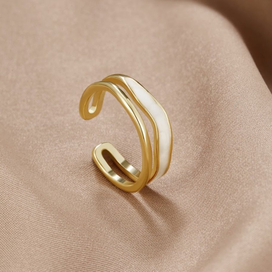 Triple Crossover Ring-Rings-Yiyae-Yiyae
